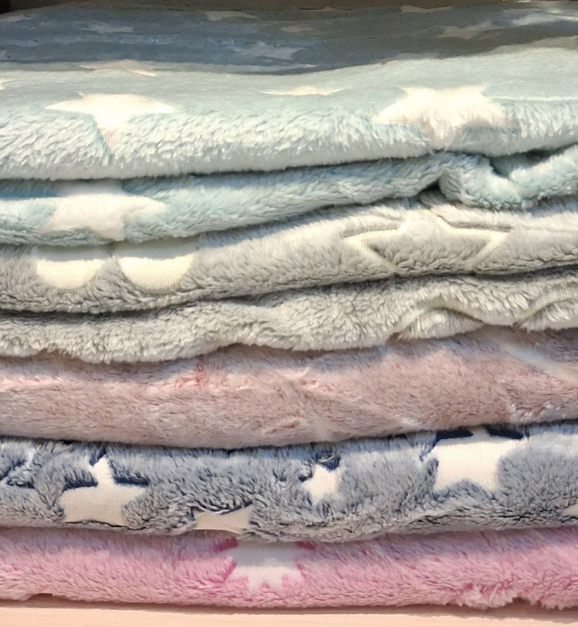 پتو تک‌ نفره شب‌ نما کم‌جا بسیار نرم